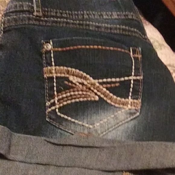 Shorts - Picture 2 of 2